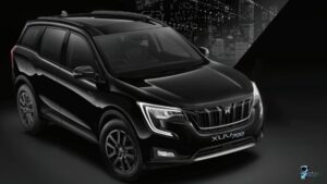 NEW Mahindra XUV700 Ebony Edition